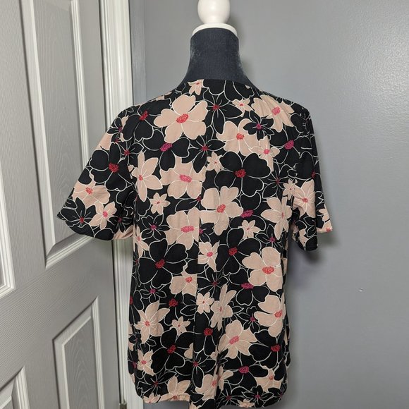 Who What Wear Floral Button Down Top - Picture 4 of 10